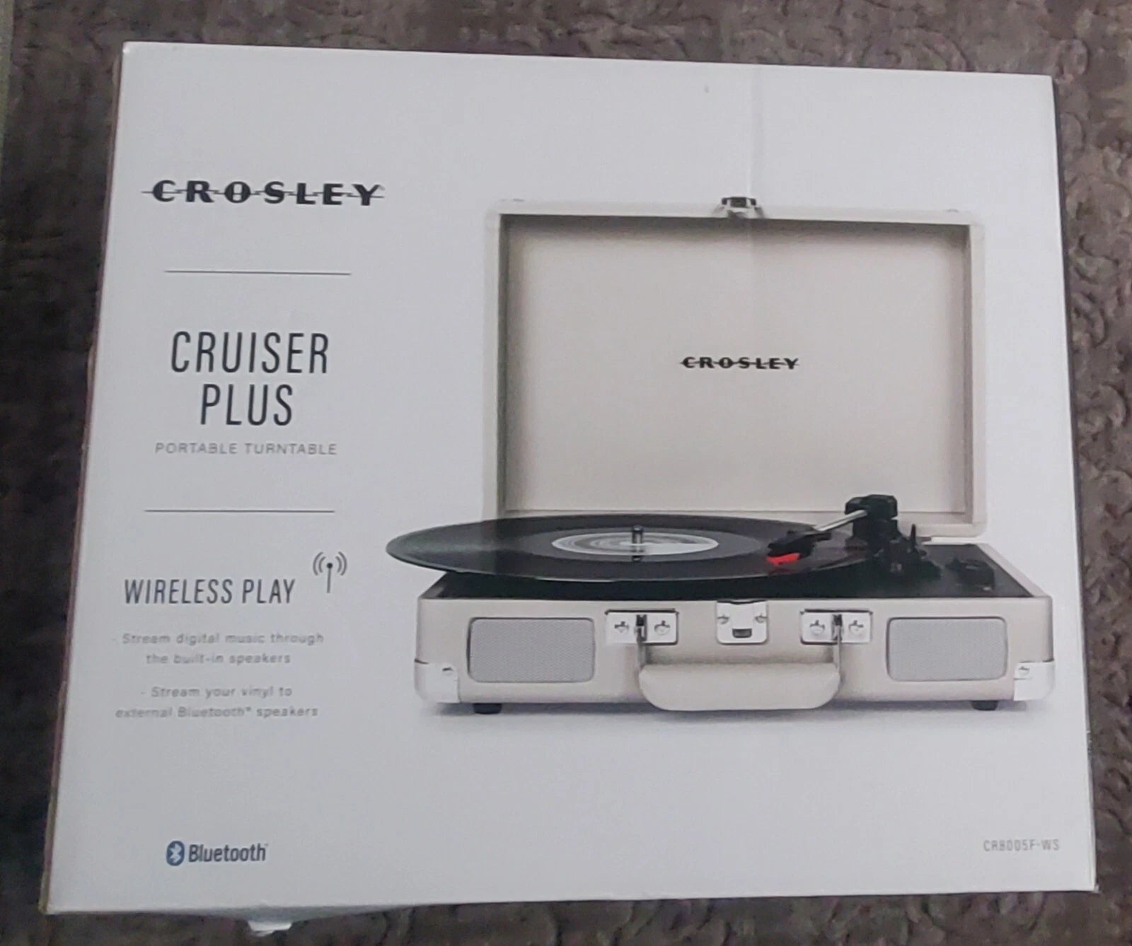 CROSLEY  CRUISER PLUS PORTABLE TURNTABLE